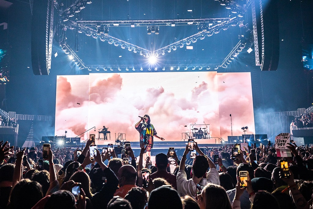 BillieEilishATL2022_0205_223421-2439_ALIVECOVERAGE