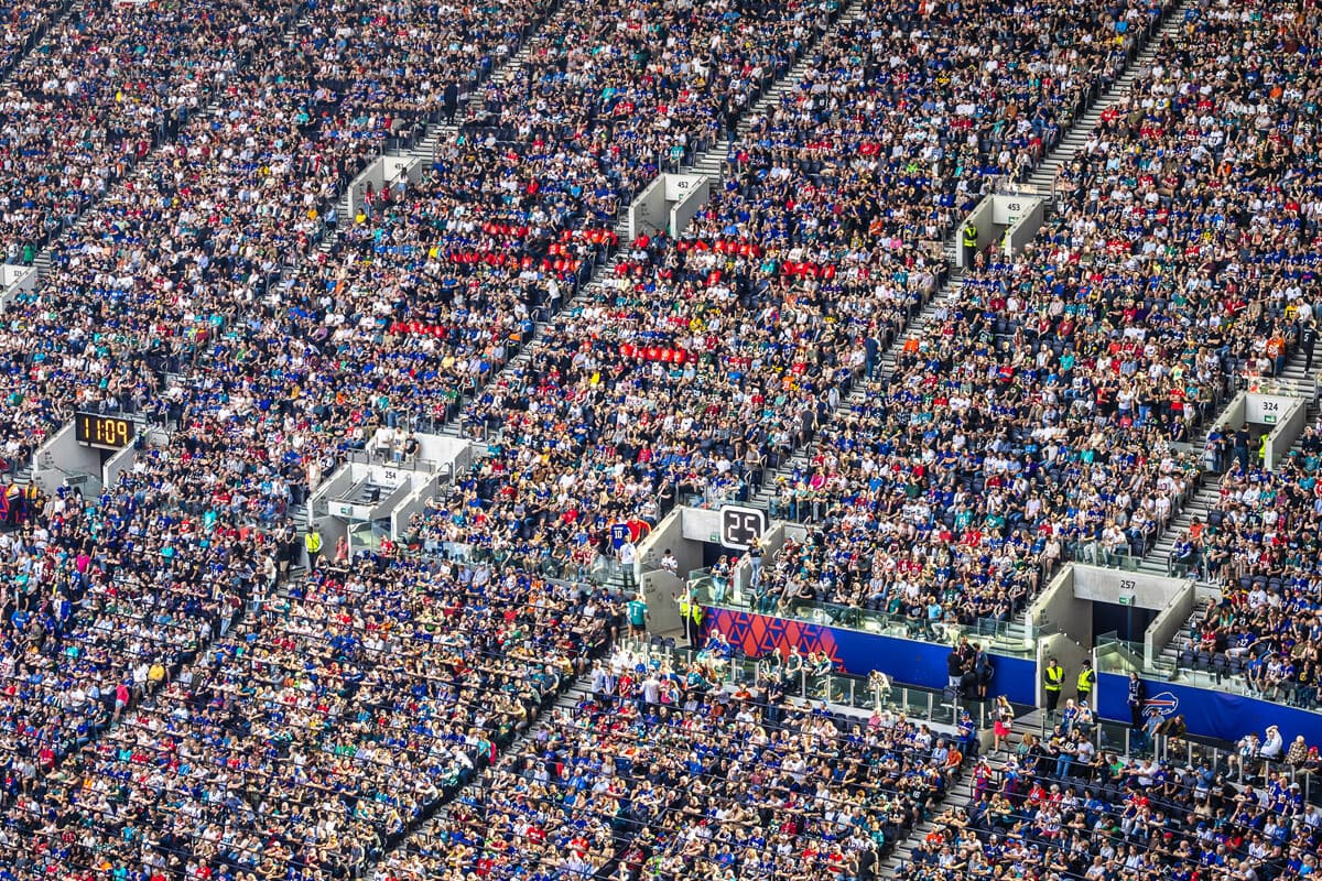 OLE_NFL_LONDON2023_1008_084203-3540_ALIVECOVERAGE